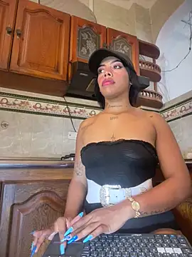 Snapshot of NovaFoxx chatting on December 4, 2025, 3:32 pm NovaFoxx online show from December 4, 2025, 3:32 pm