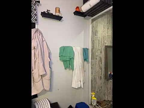 queenkelly1234 online show from November 21, 2025, 11:14 pm