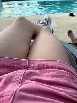 PamelaJonsom  online show from March 16, 2026, 11:09 pm