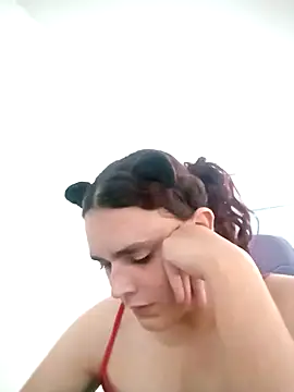 La-Gatiita-trans online show from October 15, 2025, 1:55 pm