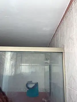 Snapshot of La-Gatiita-trans chatting on March 3, 2026, 5:19 pm La-Gatiita-trans online show from March 3, 2026, 5:19 pm