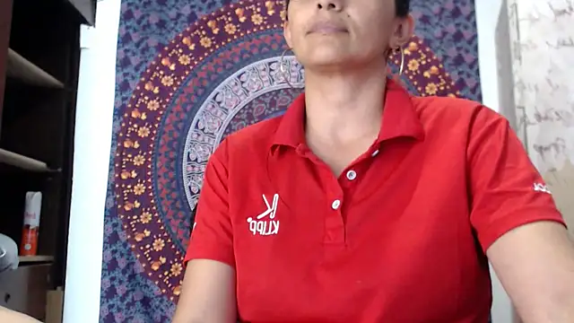 Snapshot of Lucyy_Naugthy chatting on February 7, 2026, 1:42 am Lucyy Naugthy online show from February 7, 2026, 1:42 am