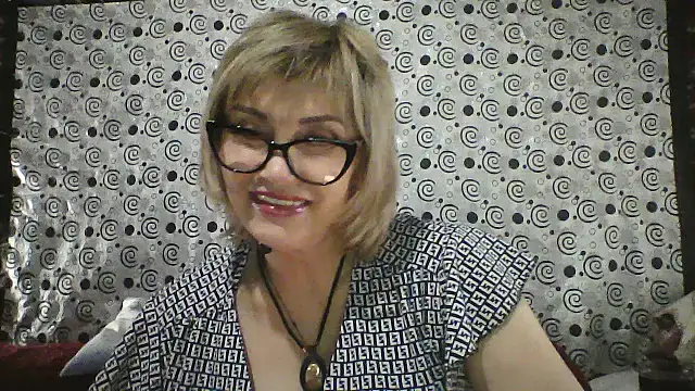 Lia Ray online show from October 29, 2025, 7:59 pm