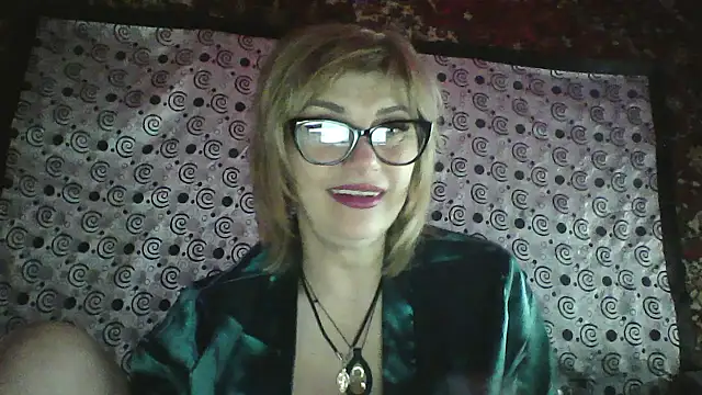 Snapshot of Lia_Ray chatting on December 22, 2025, 9:01 pm Lia Ray online show from December 22, 2025, 9:01 pm