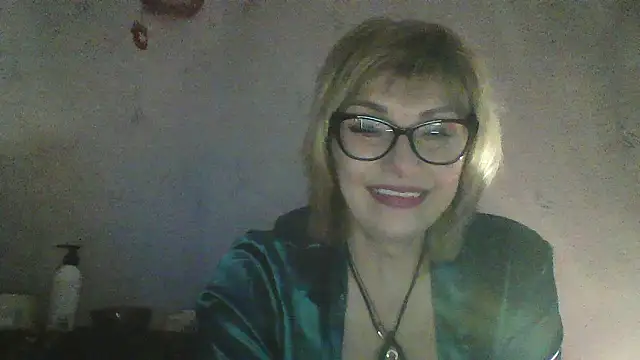 Snapshot of Lia_Ray chatting on February 12, 2026, 8:59 pm Lia Ray online show from February 12, 2026, 8:59 pm