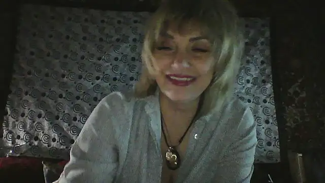 Snapshot of Lia_Ray chatting on February 19, 2026, 9:33 pm Lia Ray online show from February 19, 2026, 9:33 pm