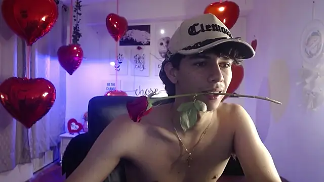 Snapshot of AmethystShadow17 chatting on February 14, 2026, 7:43 pm AmethystShadow17 online show from February 14, 2026, 7:43 pm