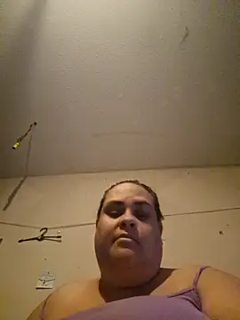 Snapshot of BigBusty_VoluptuousMilfX chatting on October 16, 2025, 7:04 pm BigBusty VoluptuousMilfX online show from October 16, 2025, 7:04 pm