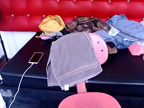 Camila stacy online show from November 10, 2025, 3:11 pm