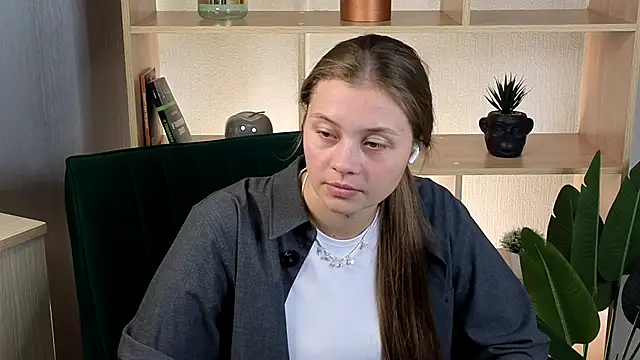 Snapshot of BeulahPrudente chatting on October 14, 2025, 12:28 pm BeulahPrudente online show from October 14, 2025, 12:28 pm