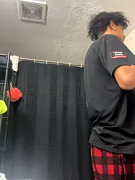 Snapshot of Jjloscooby chatting on October 28, 2025, 7:05 pm Jjloscooby online show from October 28, 2025, 7:05 pm