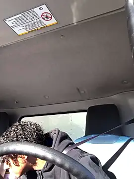 Snapshot of Jjloscooby chatting on January 10, 2026, 10:58 pm Jjloscooby online show from January 10, 2026, 10:58 pm