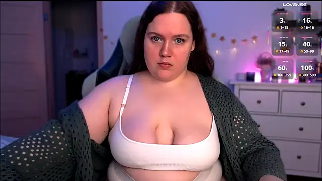 Snapshot of SummerTina chatting on February 19, 2025, 3:49 pm SummerTina online show from February 19, 2025, 3:49 pm