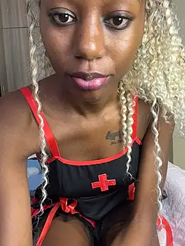 Snapshot of NyahHeat chatting on February 7, 2026, 9:46 am NyahHeat online show from February 7, 2026, 9:46 am