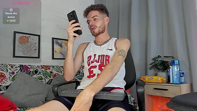 MATEO HUNTER online show from December 14, 2025, 8:52 am