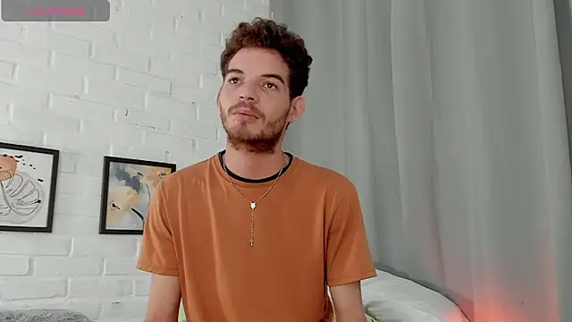 Snapshot of MATEO_HUNTER chatting on January 16, 2026, 3:16 pm MATEO HUNTER online show from January 16, 2026, 3:16 pm