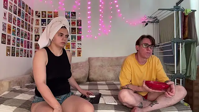 live sexy online show from May 20, 2026, 10:21 am
