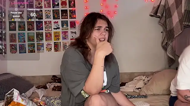 live sexy online show from May 29, 2026, 3:43 pm
