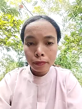 Nguyet2k4 online show from December 1, 2025, 6:18 am