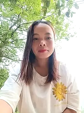 Snapshot of Nguyet2k4 chatting on April 13, 2026, 11:10 pm Nguyet2k4 online show from April 13, 2026, 11:10 pm