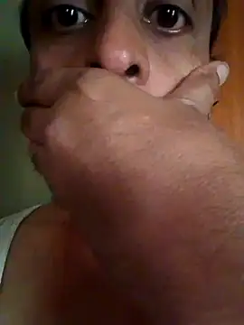 Snapshot of svk_05 chatting on October 26, 2025, 7:58 am svk 05 online show from October 26, 2025, 7:58 am