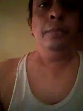 Snapshot of svk_05 chatting on November 4, 2025, 5:06 am svk 05 online show from November 4, 2025, 5:06 am