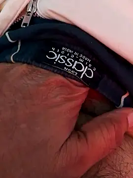 Snapshot of svk_05 chatting on November 26, 2025, 6:14 am svk 05 online show from November 26, 2025, 6:14 am