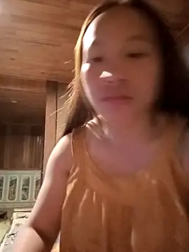 Snapshot of Mising5022 chatting on October 31, 2025, 12:28 pm Mising5022 online show from October 31, 2025, 12:28 pm