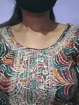 Snapshot of sneha_001 chatting on October 16, 2025, 8:26 am sneha 001 online show from October 16, 2025, 8:26 am