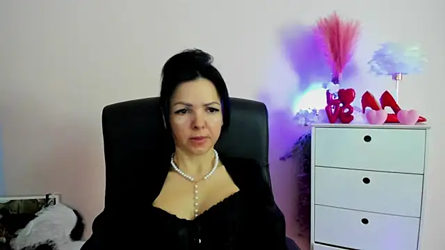 Mollybloom40 online show from March 23, 2026, 7:34 am