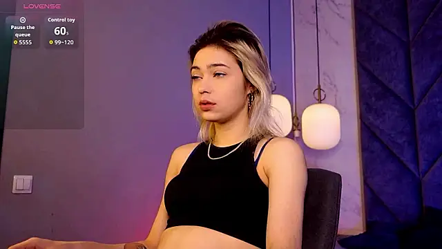 Snapshot of AlysiaSun_ chatting on February 2, 2026, 10:30 pm AlysiaSun online show from February 2, 2026, 10:30 pm