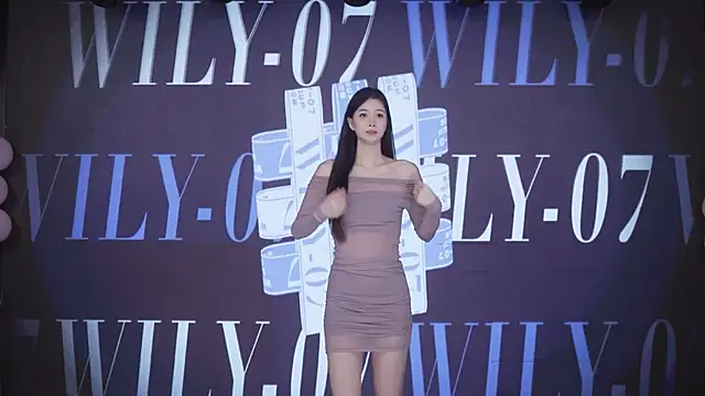 Snapshot of Wily-07 chatting on January 7, 2026, 11:51 pm Wily-07 online show from January 7, 2026, 11:51 pm