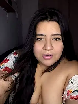 Snapshot of Bonitamex18 chatting on October 18, 2025, 5:54 am Bonitamex18 online show from October 18, 2025, 5:54 am
