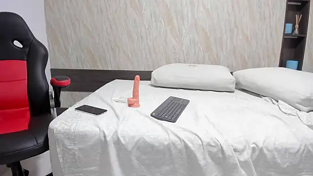 Snapshot of violeta_dovnik chatting on October 18, 2025, 7:14 pm violeta dovnik online show from October 18, 2025, 7:14 pm
