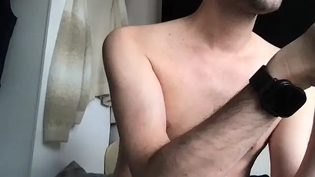 Snapshot of Liamscloudsyy chatting on November 8, 2025, 12:05 pm Liamscloudsyy online show from November 8, 2025, 12:05 pm