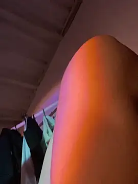 Myke hotxxx online show from October 28, 2025, 7:01 am