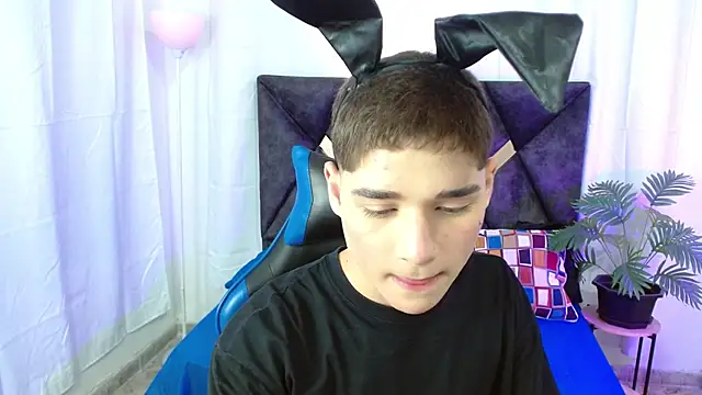 Mattass18 online show from October 31, 2025, 1:34 pm