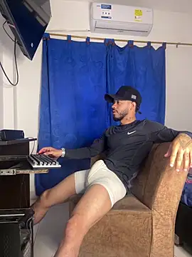 Kylian Alessandro online show from January 6, 2026, 12:20 pm