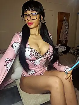 Snapshot of LucyMiax chatting on December 14, 2025, 7:58 am LucyMiax online show from December 14, 2025, 7:58 am