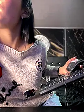 Arianaa Toro online show from November 20, 2025, 1:33 pm