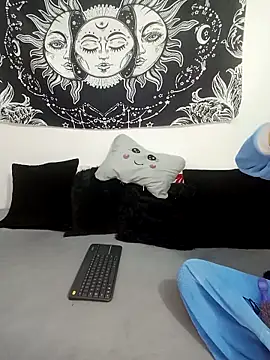 abby n emily online show from November 13, 2025, 12:15 pm