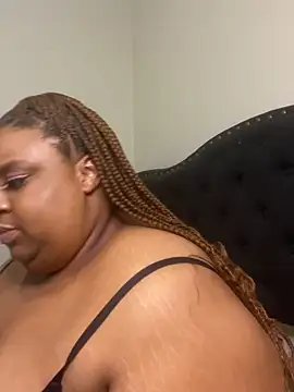 BarbieLiion online show from December 21, 2025, 3:02 am