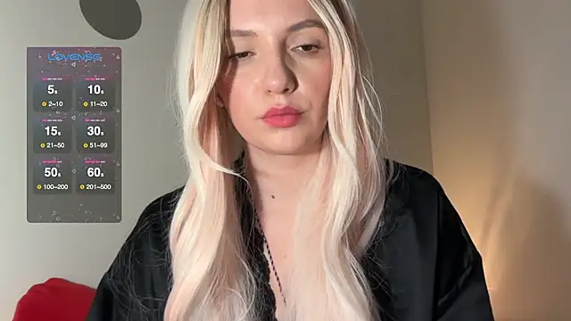 Snapshot of cute_cake chatting on January 7, 2026, 7:27 pm cute cake online show from January 7, 2026, 7:27 pm