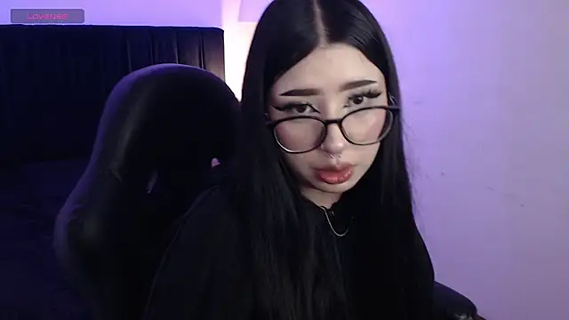 Snapshot of VamppyJane chatting on January 17, 2026, 2:27 am VamppyJane online show from January 17, 2026, 2:27 am