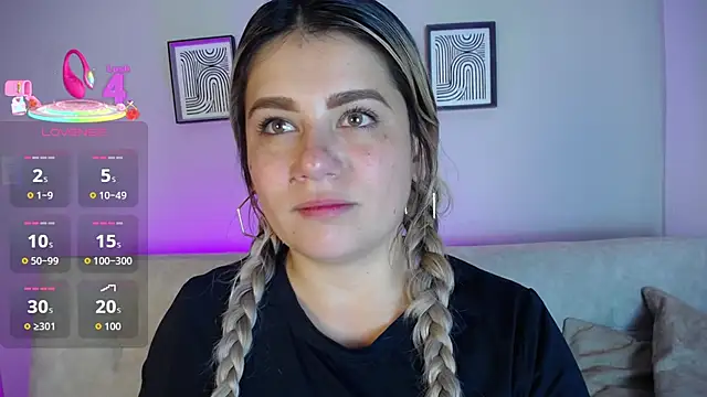 Snapshot of Sweet_Bella_Valery chatting on December 2, 2025, 10:16 pm Sweet Bella Valery online show from December 2, 2025, 10:16 pm