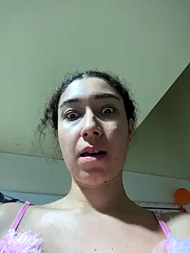 Snapshot of Meggie_ chatting on October 20, 2025, 11:05 pm Meggie online show from October 20, 2025, 11:05 pm