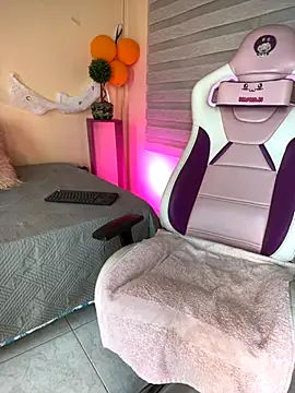 Snapshot of Meggie_ chatting on November 4, 2025, 11:37 pm Meggie online show from November 4, 2025, 11:37 pm