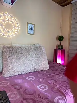 Snapshot of Meggie_ chatting on November 14, 2025, 11:46 pm Meggie online show from November 14, 2025, 11:46 pm