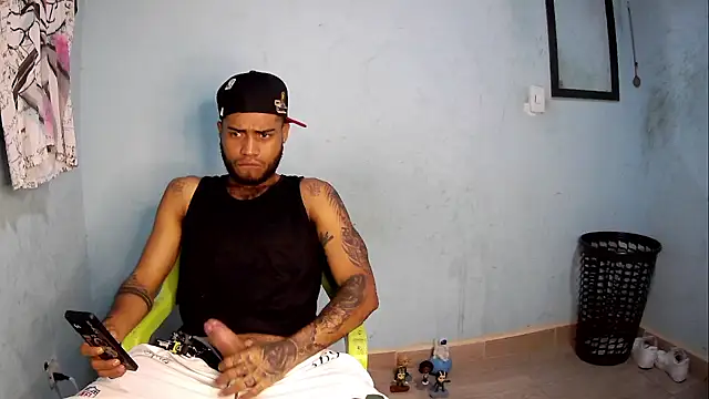 AXionX online show from October 23, 2025, 10:36 am