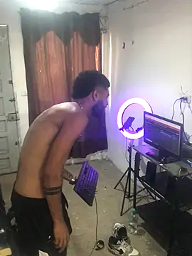 AXionX online show from November 26, 2025, 3:02 pm